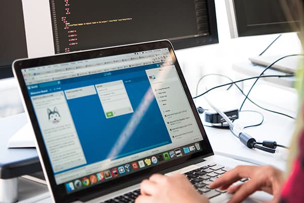 christina-wocintechchat-com-5UHFPbvBBzY-unsplash copy